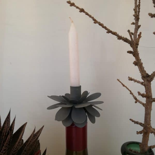 c: Madley Flaschenkerzenhalter Blume