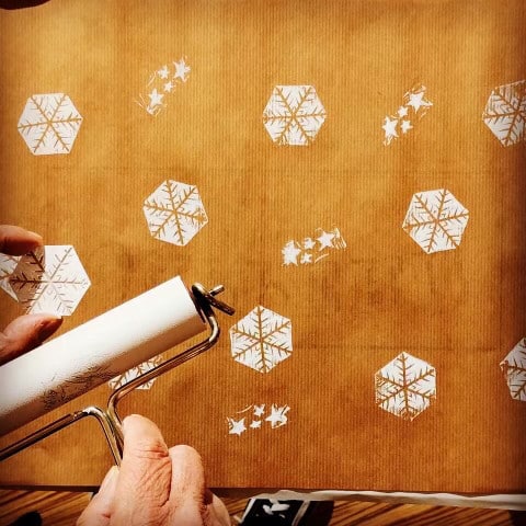 Workshop mit Katcha Bilek: Geschenkpapier drucken