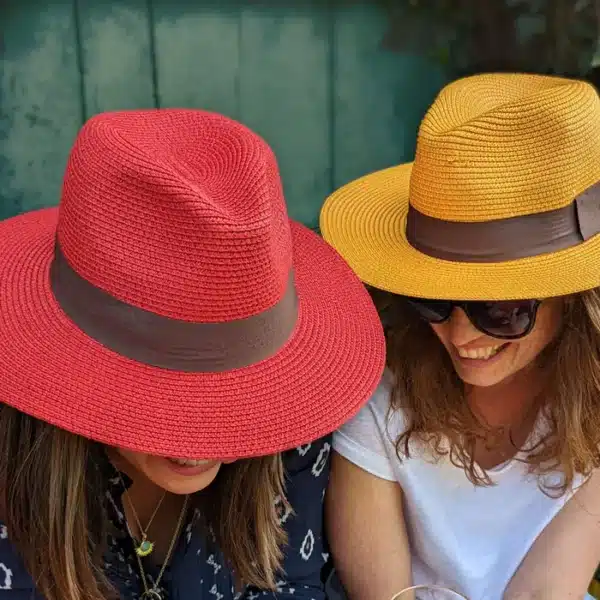 c: Black Ginger Hats